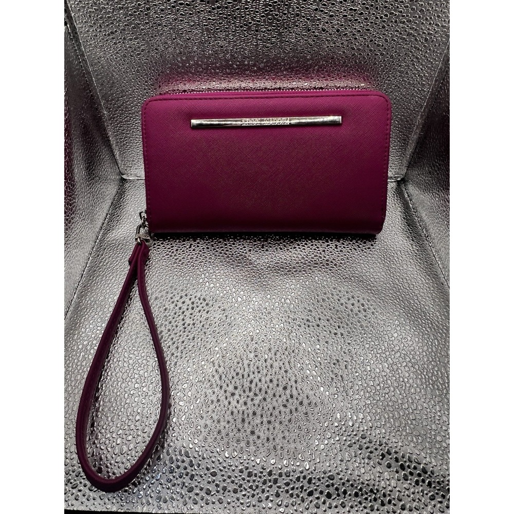 Steve Madden‎ Zip Around Wristlet Wallet Hot Pink